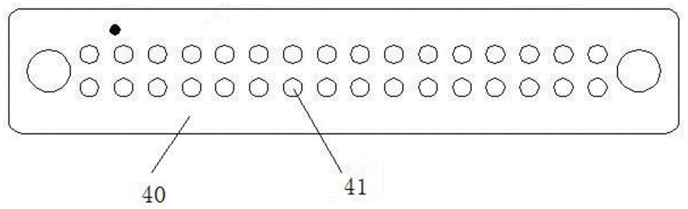 Multi-channel symmetric calibration method of integrated circuit testing system and interface switching device of integrated circuit testing system