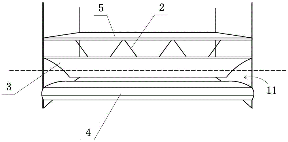 Oil pollution introduction device and method for removing oil in water