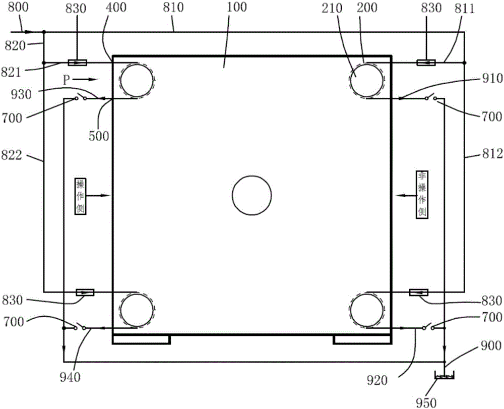 Lubricating device for draw-bar guide sleeves of moving mold plate of injection molding machine and system thereof