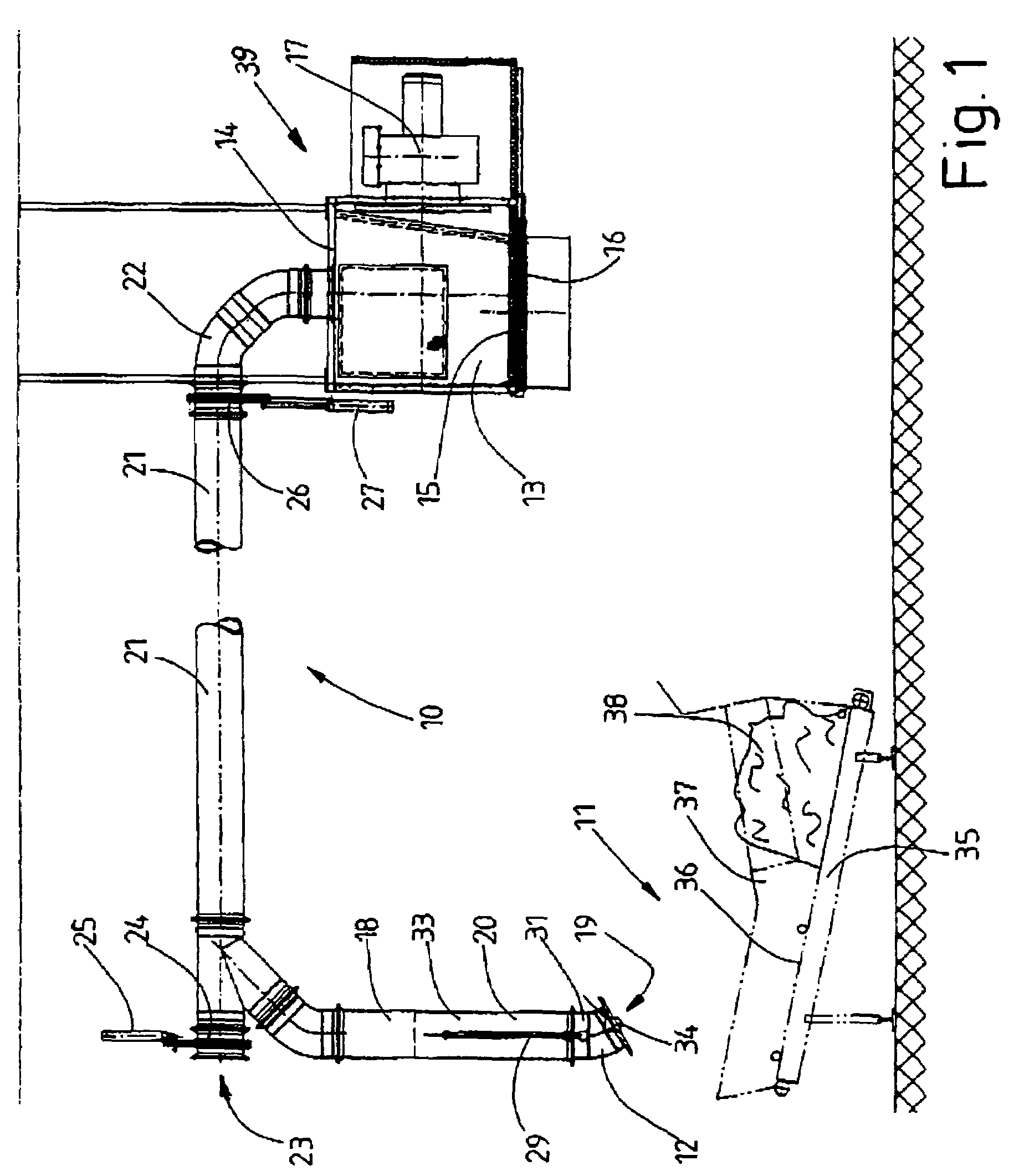 Method and device for the pneumatic transport of preferably linen