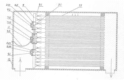 Online cleaning device for heat exchange tube of condenser