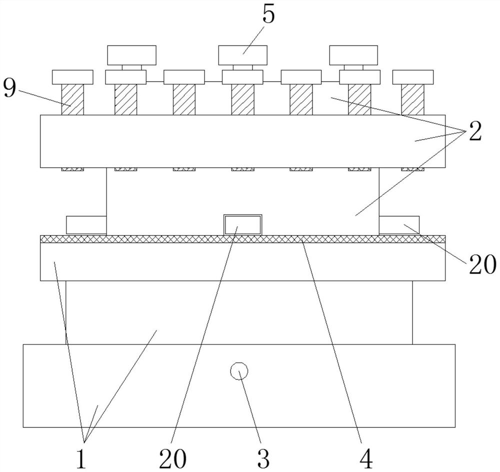 Tool holder with anti-pinch function for numerical control machine tool