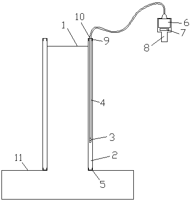 Device and method for detecting cracks in reinforced concrete foundation of overhead transmission line