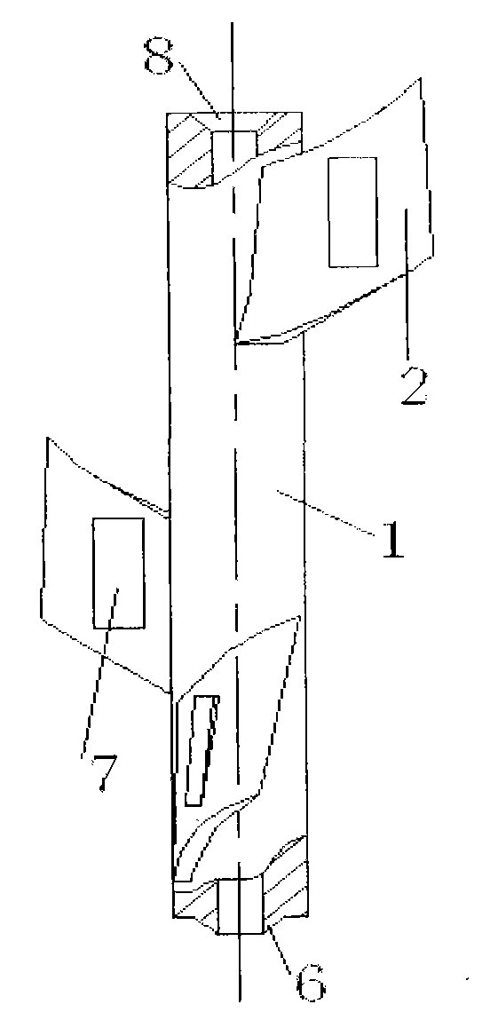 Low driving force self-cleaning and heat transfer enhancement rotor in heat exchange tube