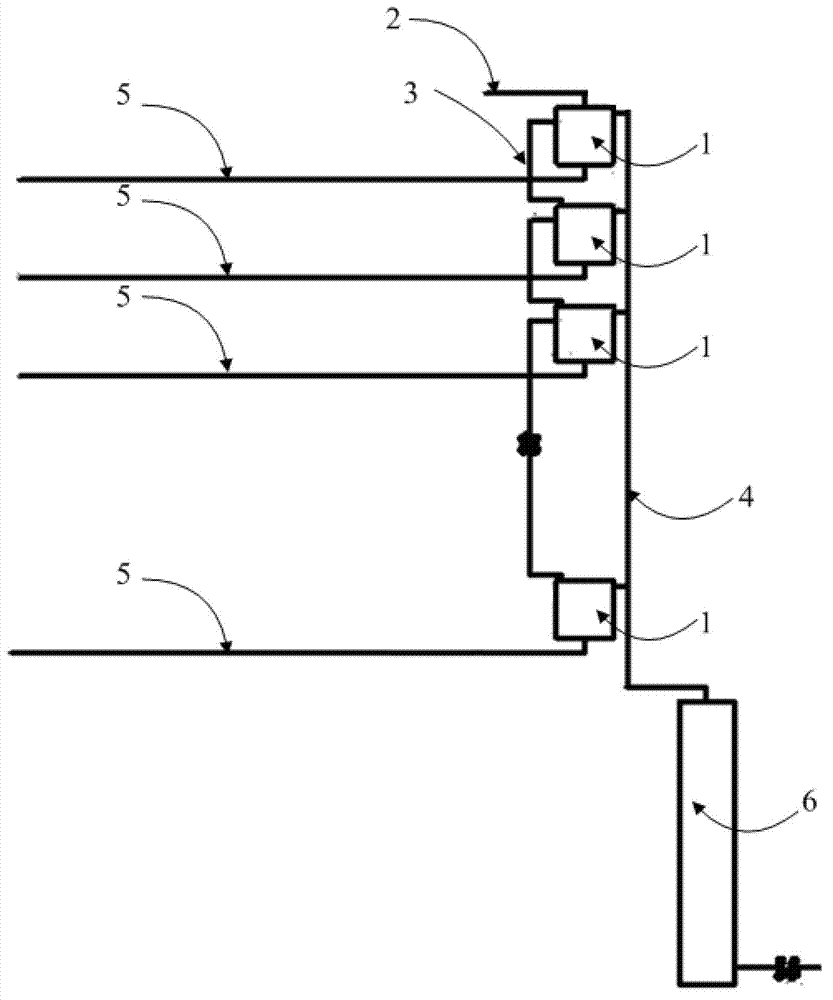 Power-free rainwater collection device