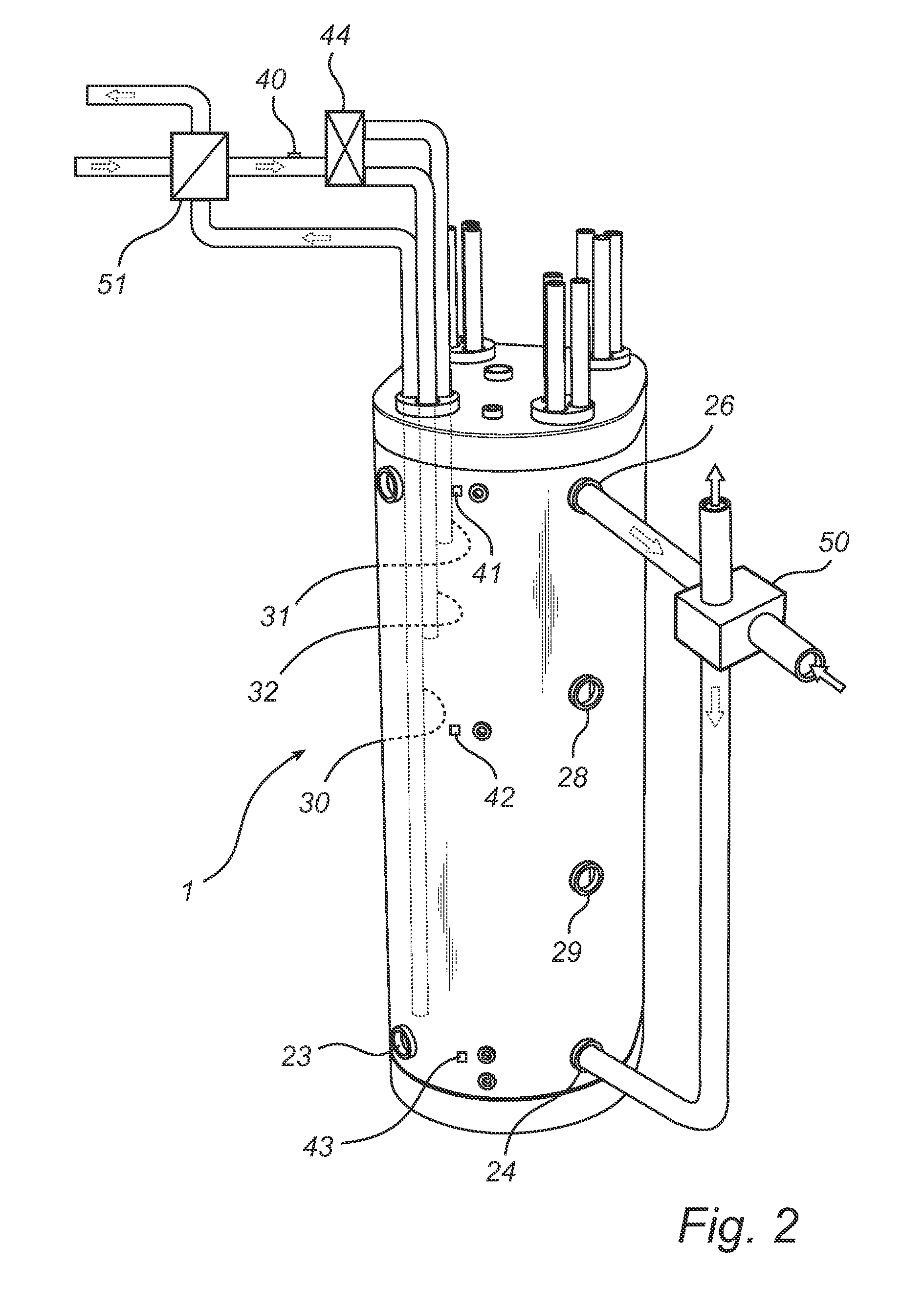 Accumulator tank with partition walls