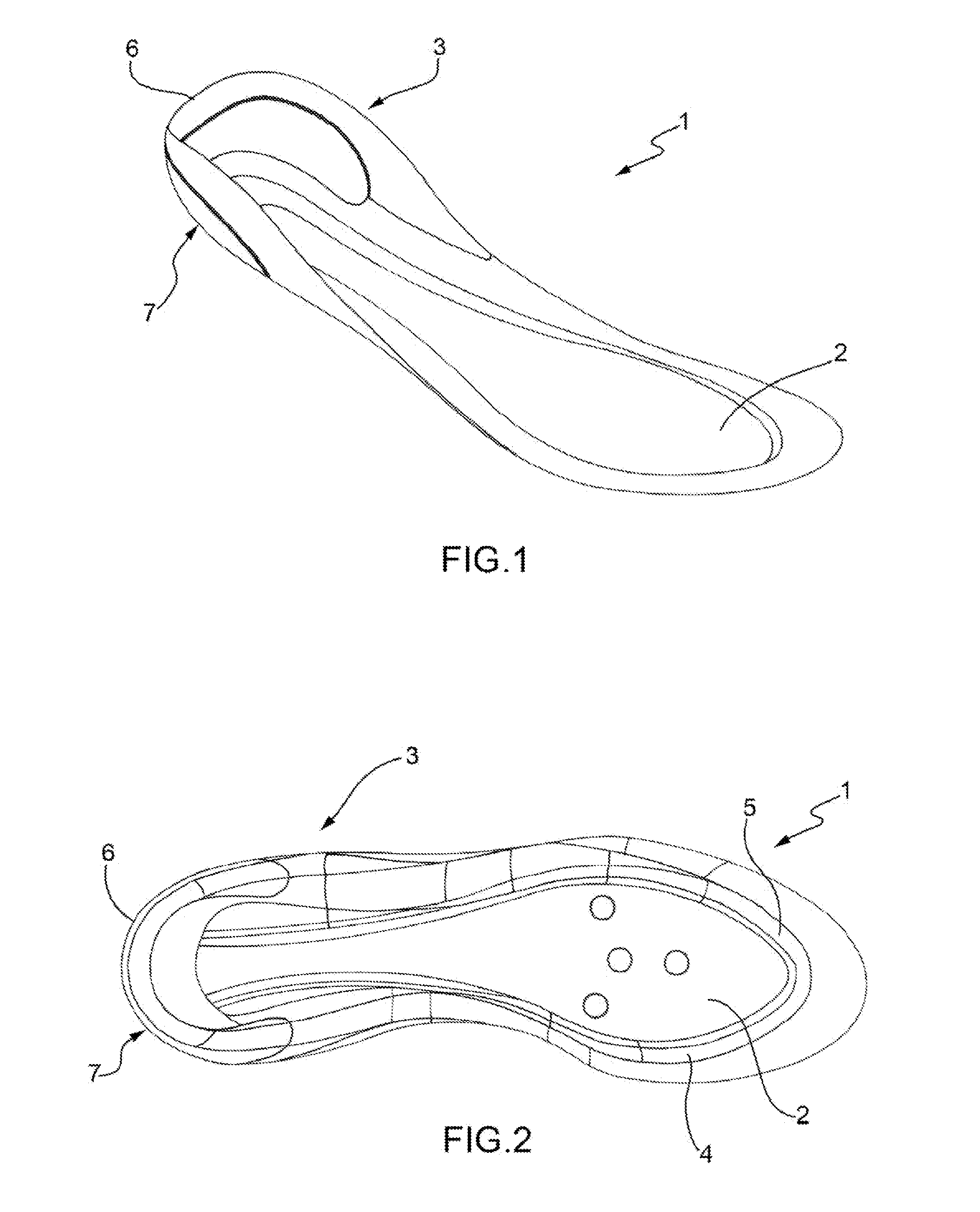 Cycling footwear structure with a composite sole and a method to realise such structure