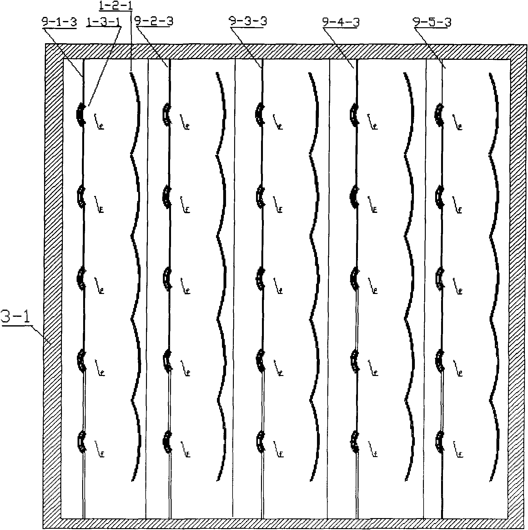 Hemispherical light-collecting secondary reflective solar water heater