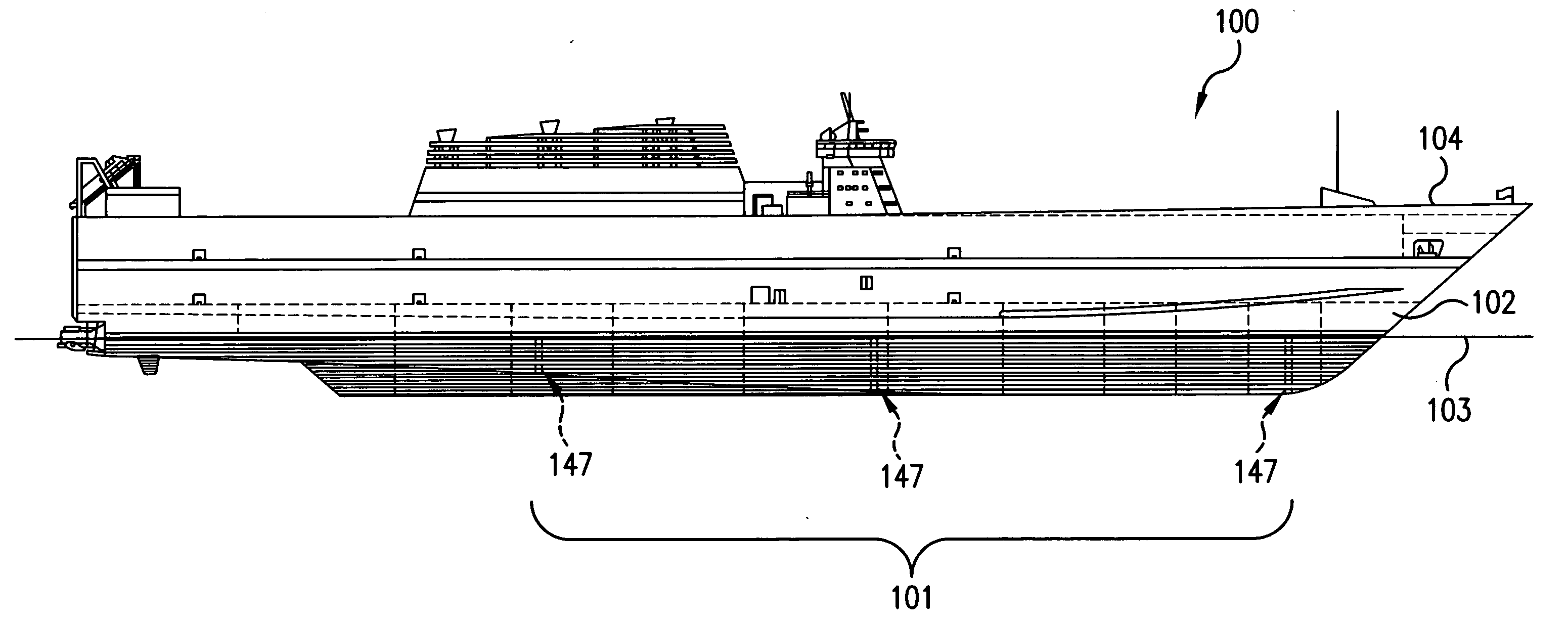 Monohull fast ship or semi-planing monohull with a drag reduction method