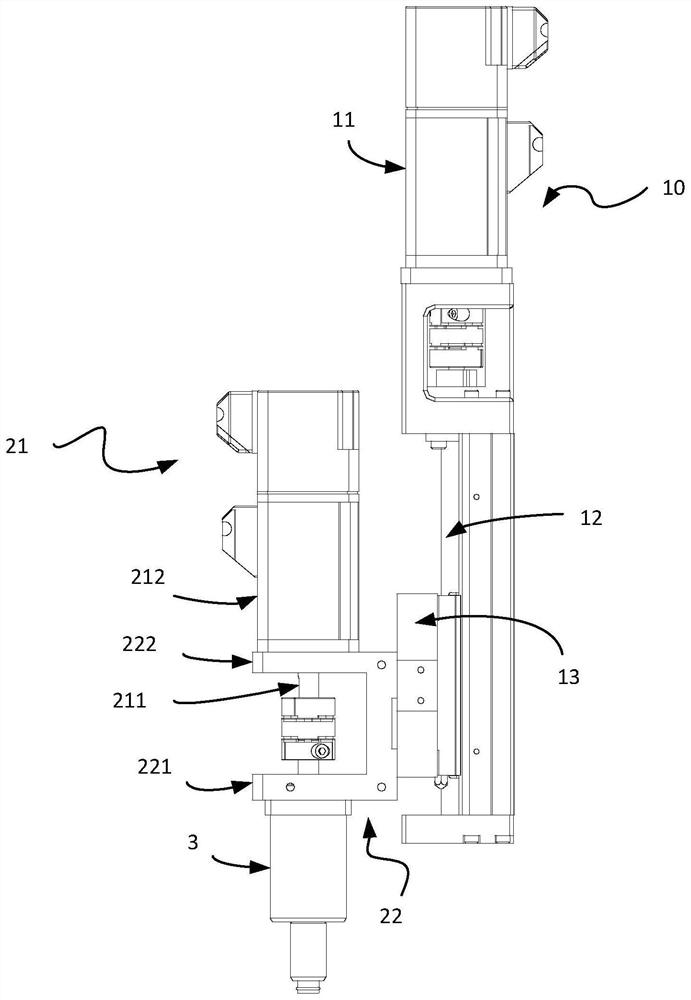 Rubber plug assembling device and blood sample collector assembling equipment