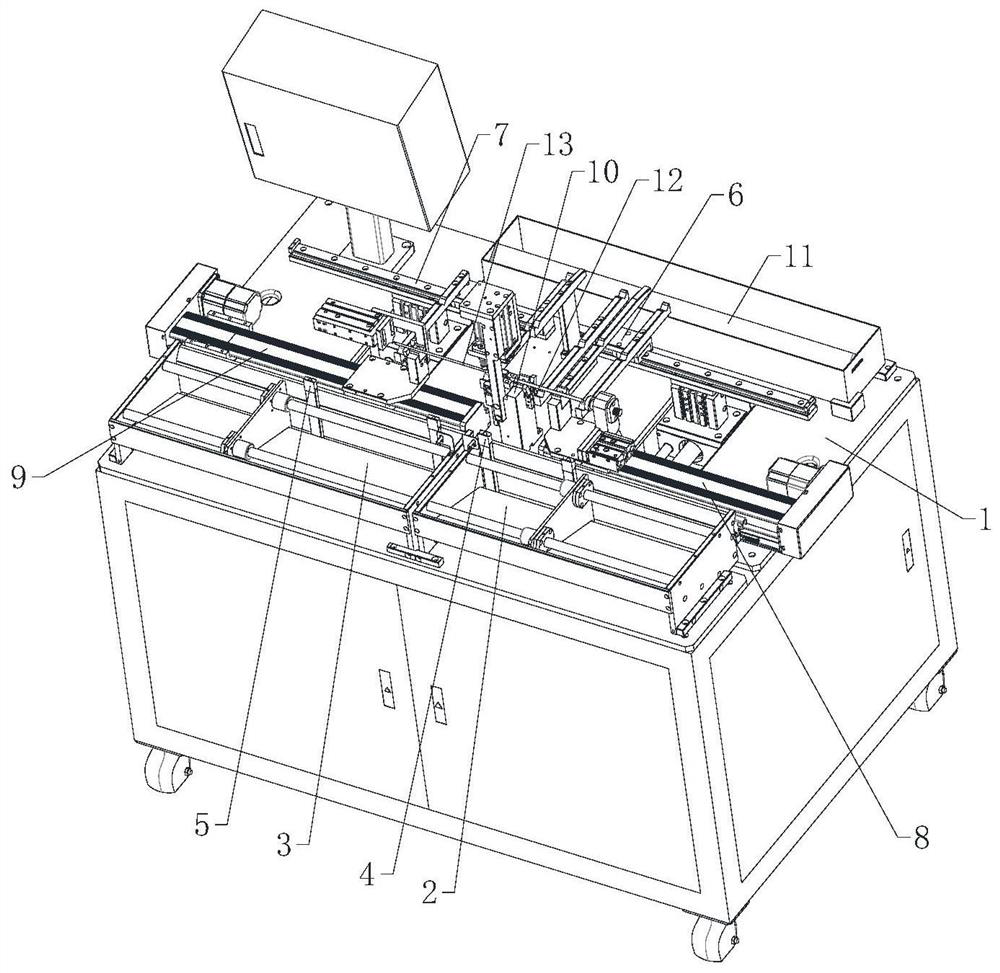 Automatic core rod penetrating equipment for heat pipe