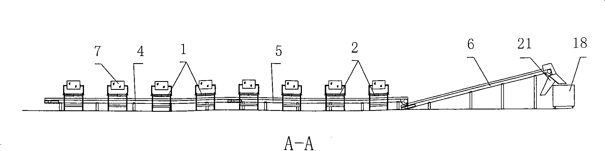 Grading technique for cutting cured leaf head and selecting slice on-line and device