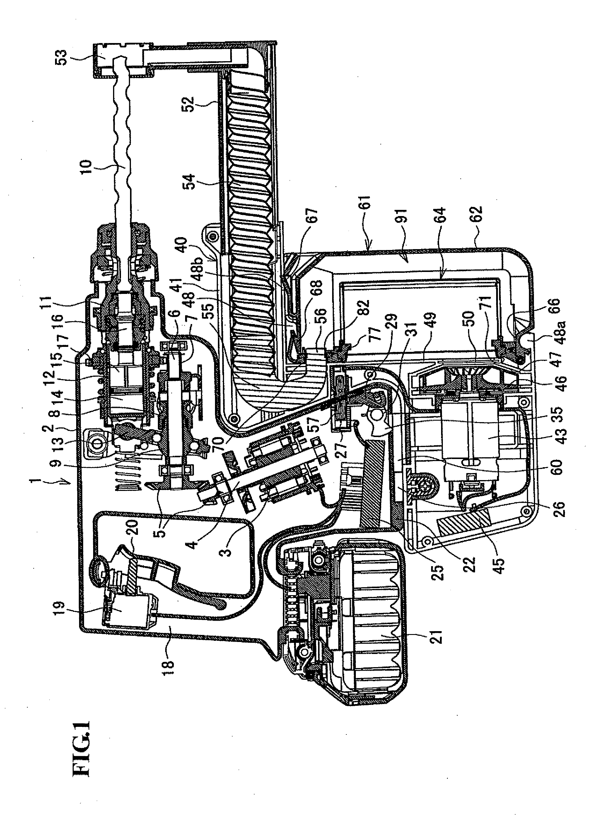 Dust collecting device and electric tool equipped with dust collecting device