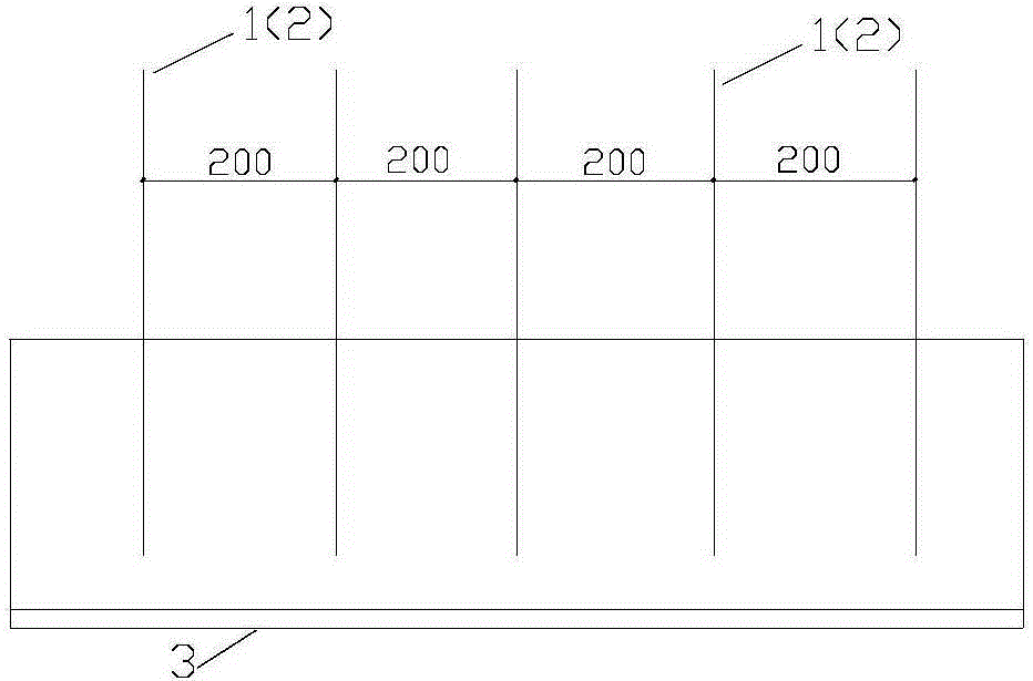 Construction leveling device for spring vibration-isolated foundation chapiter and construction method thereof