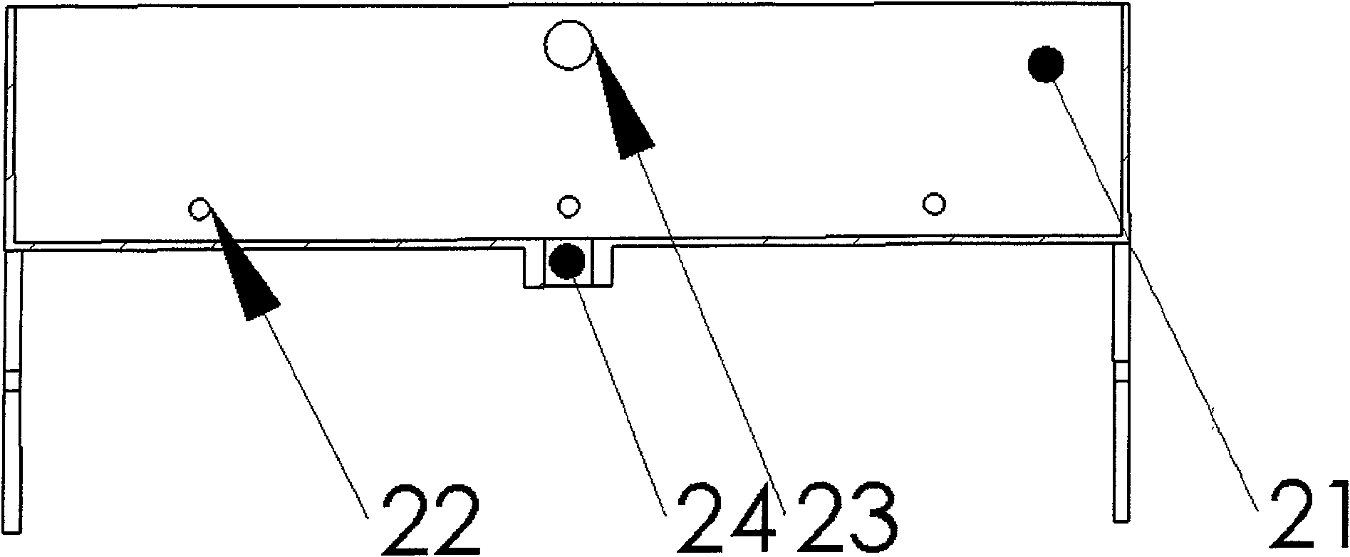 Wash tank of device for continuously cleaning strip