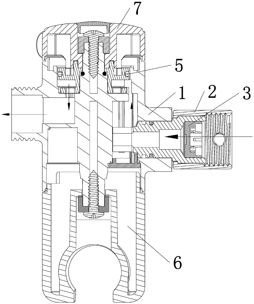 Self-rotating anti-loose connection structure