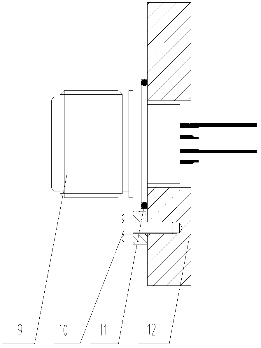 Underwater oil-filled cable and manufacturing method thereof