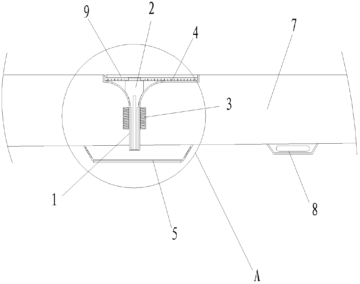 Refrigerator and moisture-preserving device