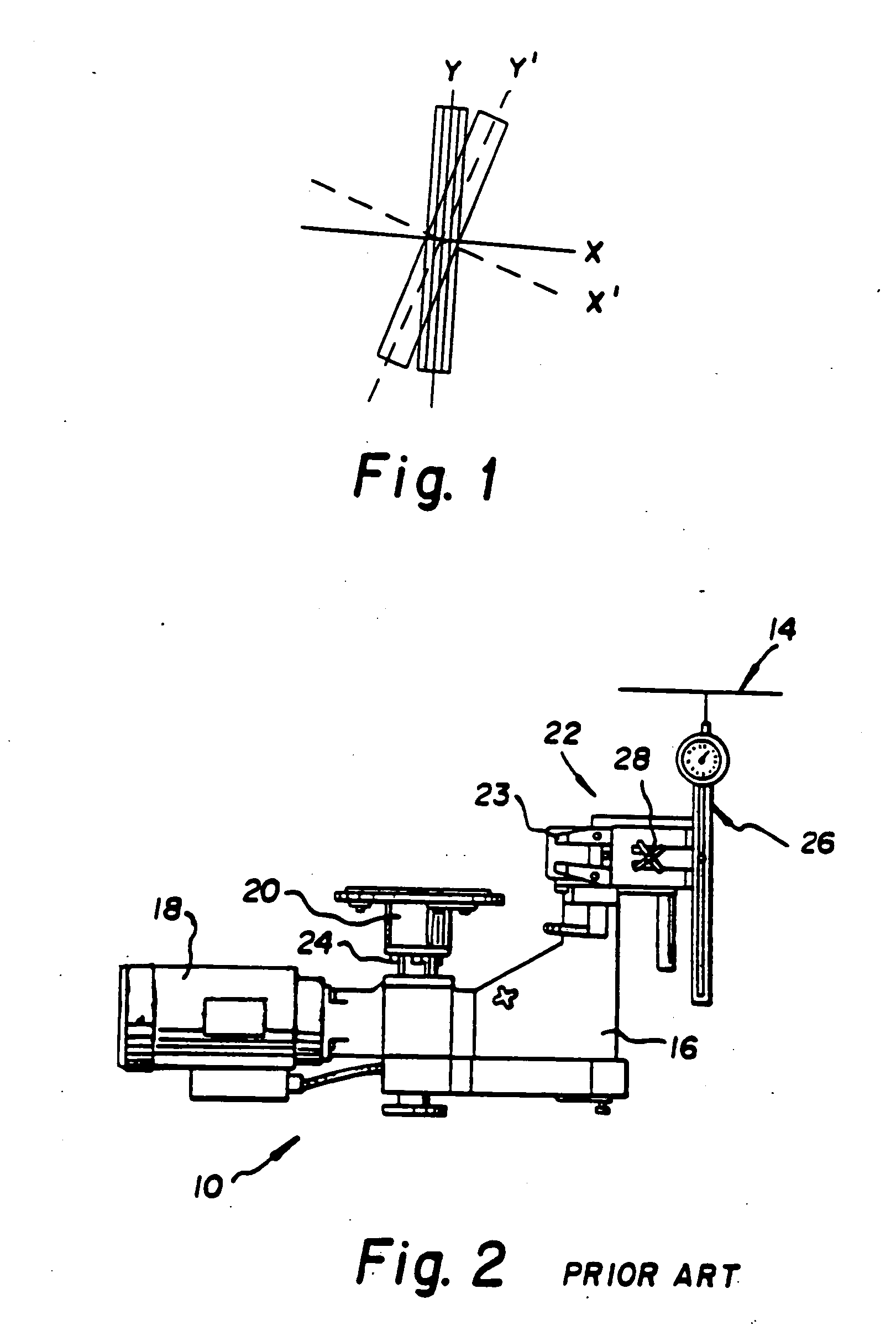 Apparatus and method for automatically compensating for lateral runout