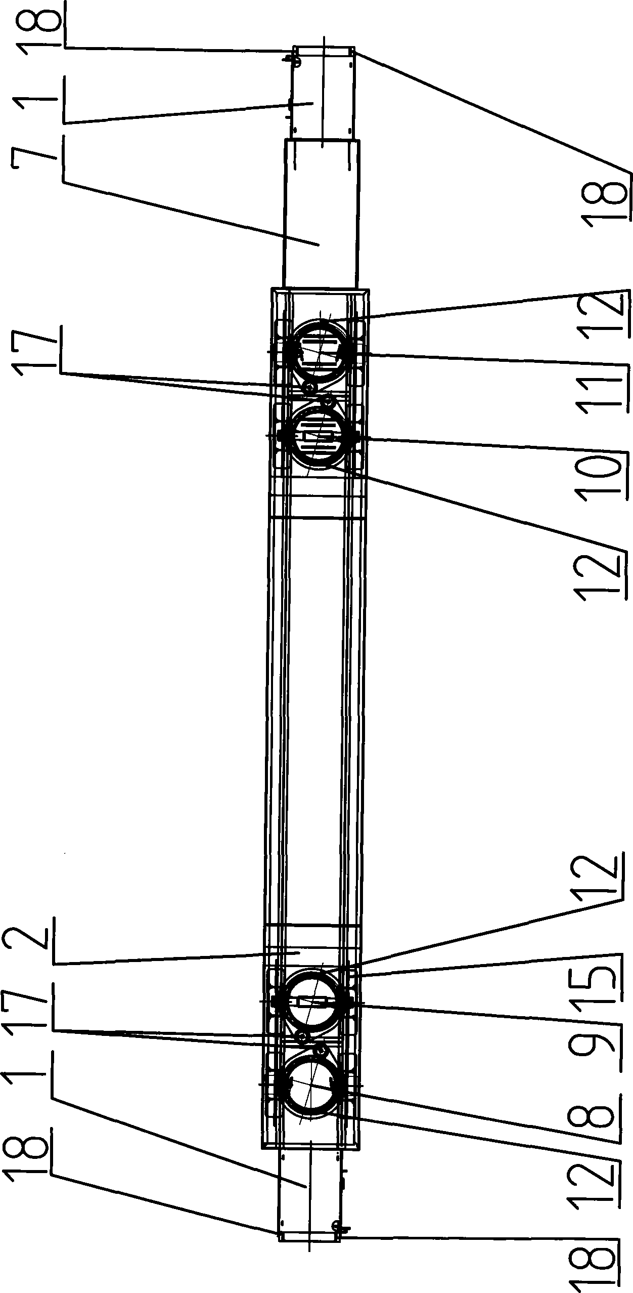 Narrow-wheelspan duct piece transportation vehicle