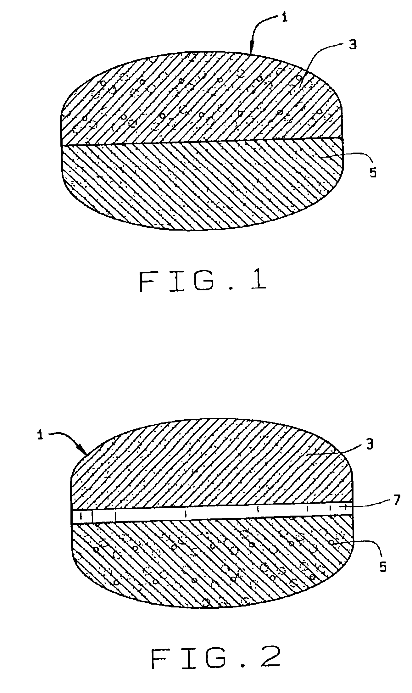 Layered tablet water treatment compositions and method of use