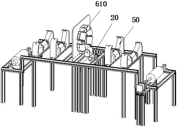 Pendulum type deviation adjusting carrier roller and using method thereof