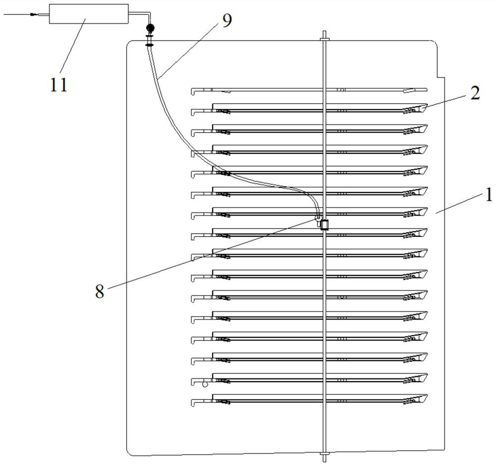 Full-closed multi-flat-plate tray automatic feeding device