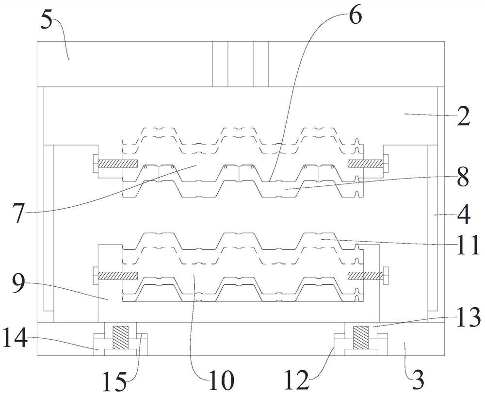 Open deck molding equipment with built-in transfer device