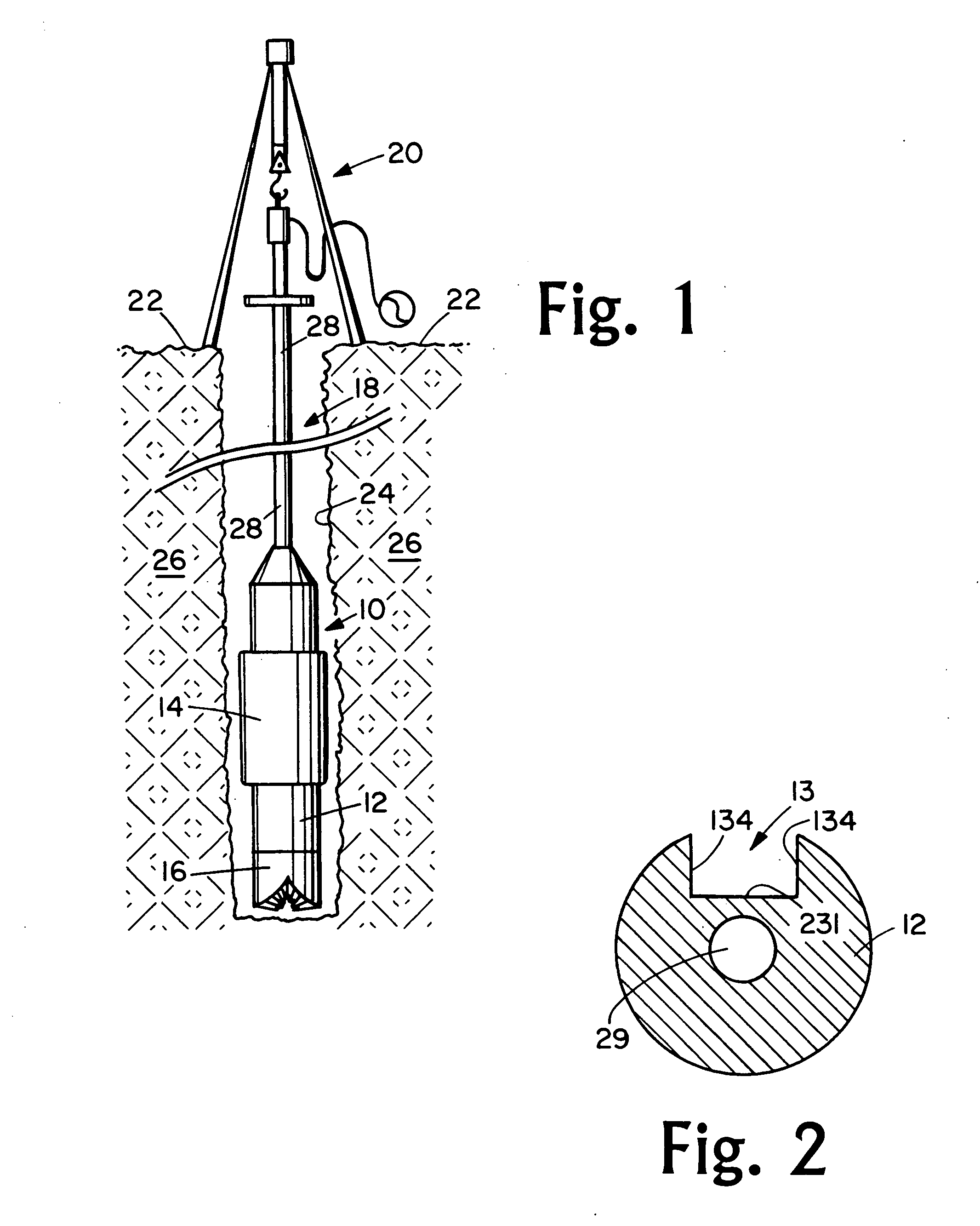 Logging tool with response invariant to changes in borehole pressure