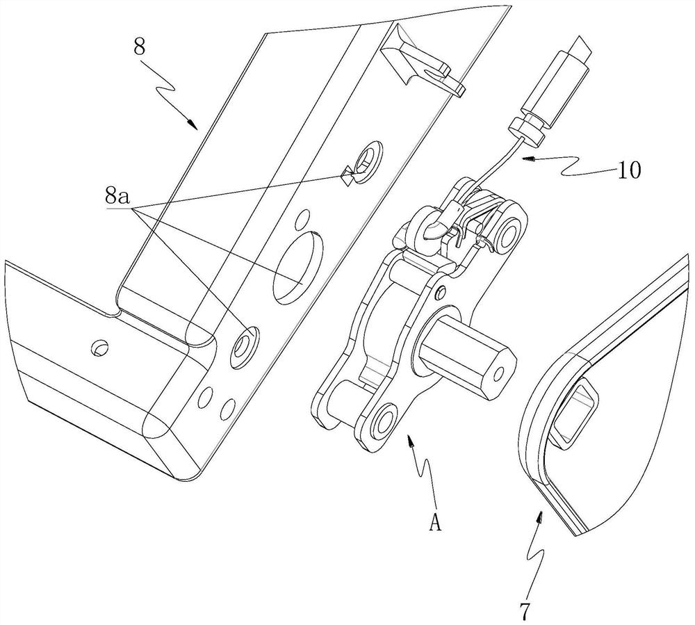 Large armrest of rear-row seat