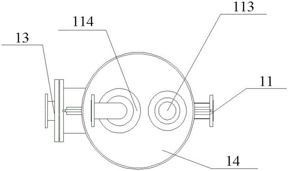 Outer heating pyrolysis reactor for high-moisture carbon-based raw material