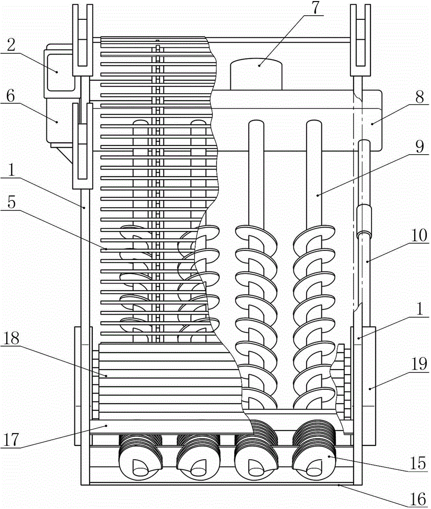 Harvesting machine for root-tuber crop in deep soil layer