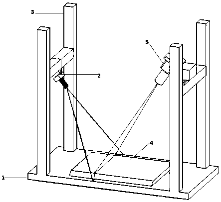 Slant product width detecting device and detecting method based on same