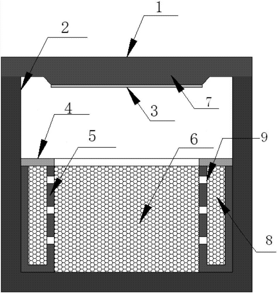 Novel crucible capable of reducing inclusions in silicon carbide single crystals and method for growing single crystals by using crucible