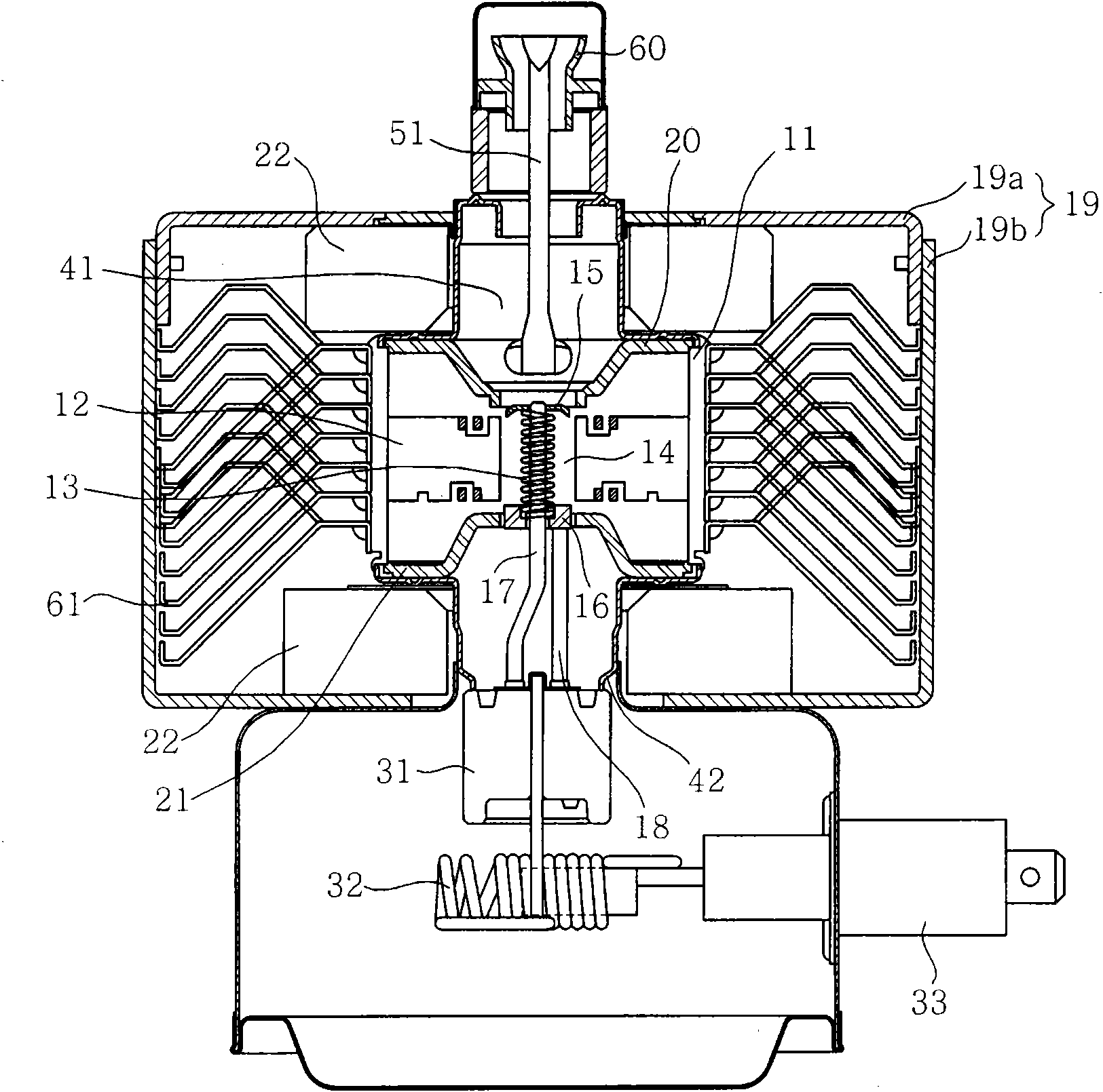 Radiating structure of magnetron