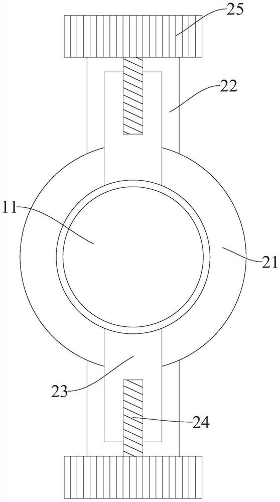 Dye vat with self-cleaning device