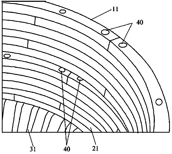 Novel crucible and manufacturing method thereof