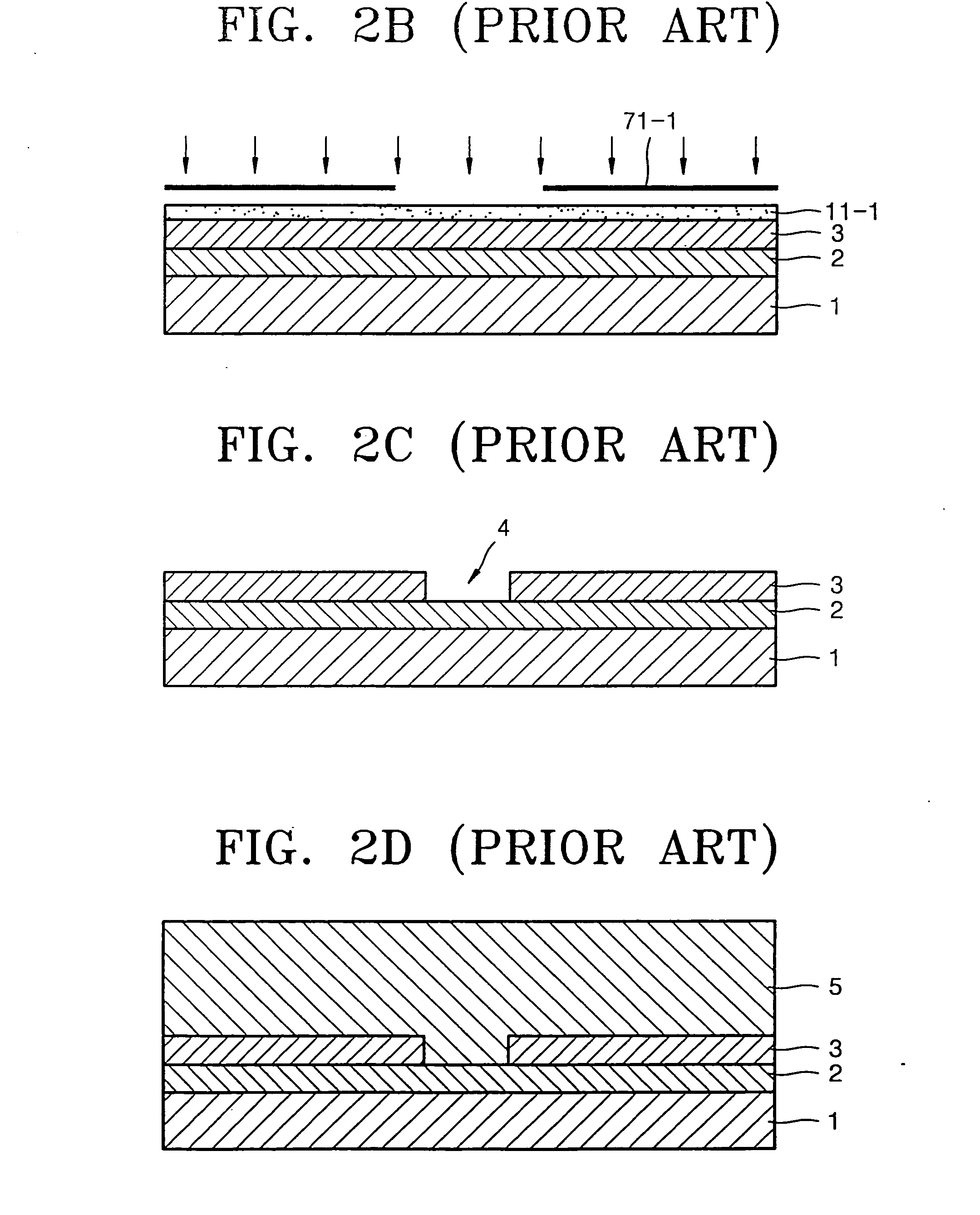 Triode structure field emission display device using carbon nanotubes and method of fabricating the same