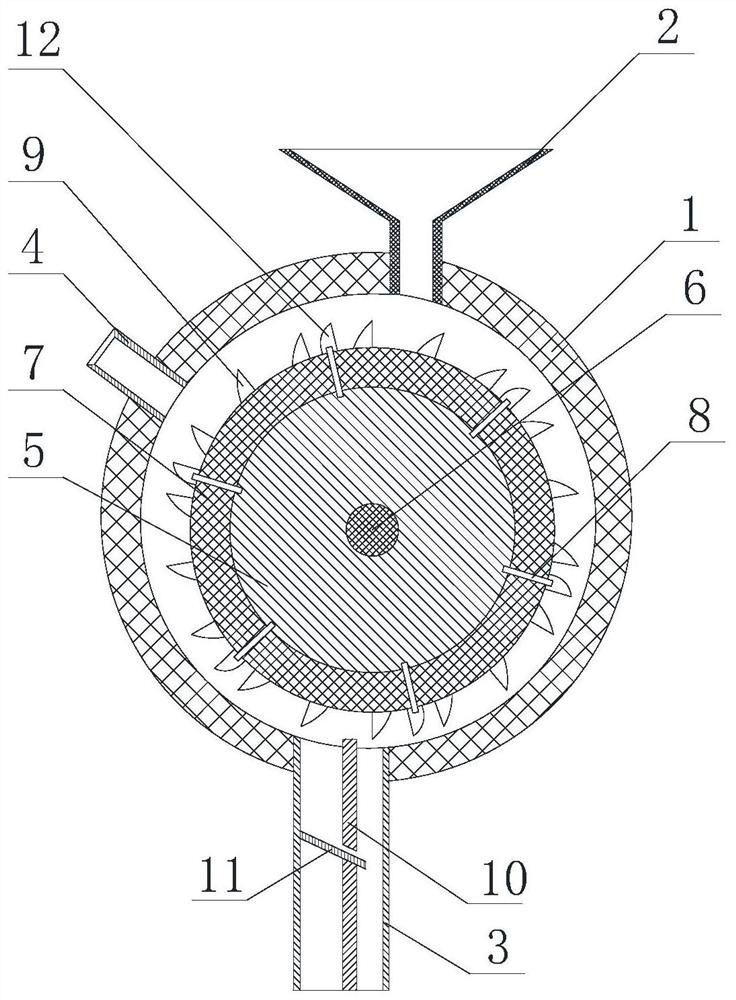 A single-roller crusher with a toothed nut sleeve