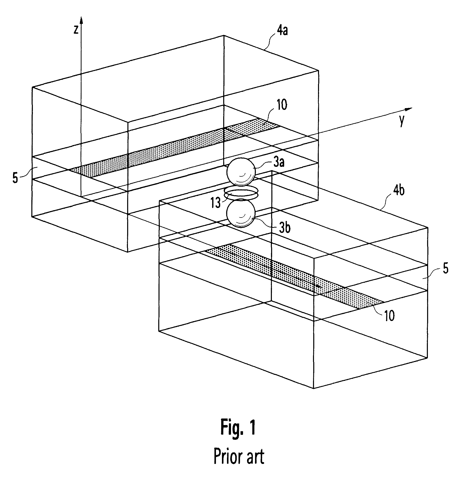 Ferrite filter comprising aperture-coupled fin lines