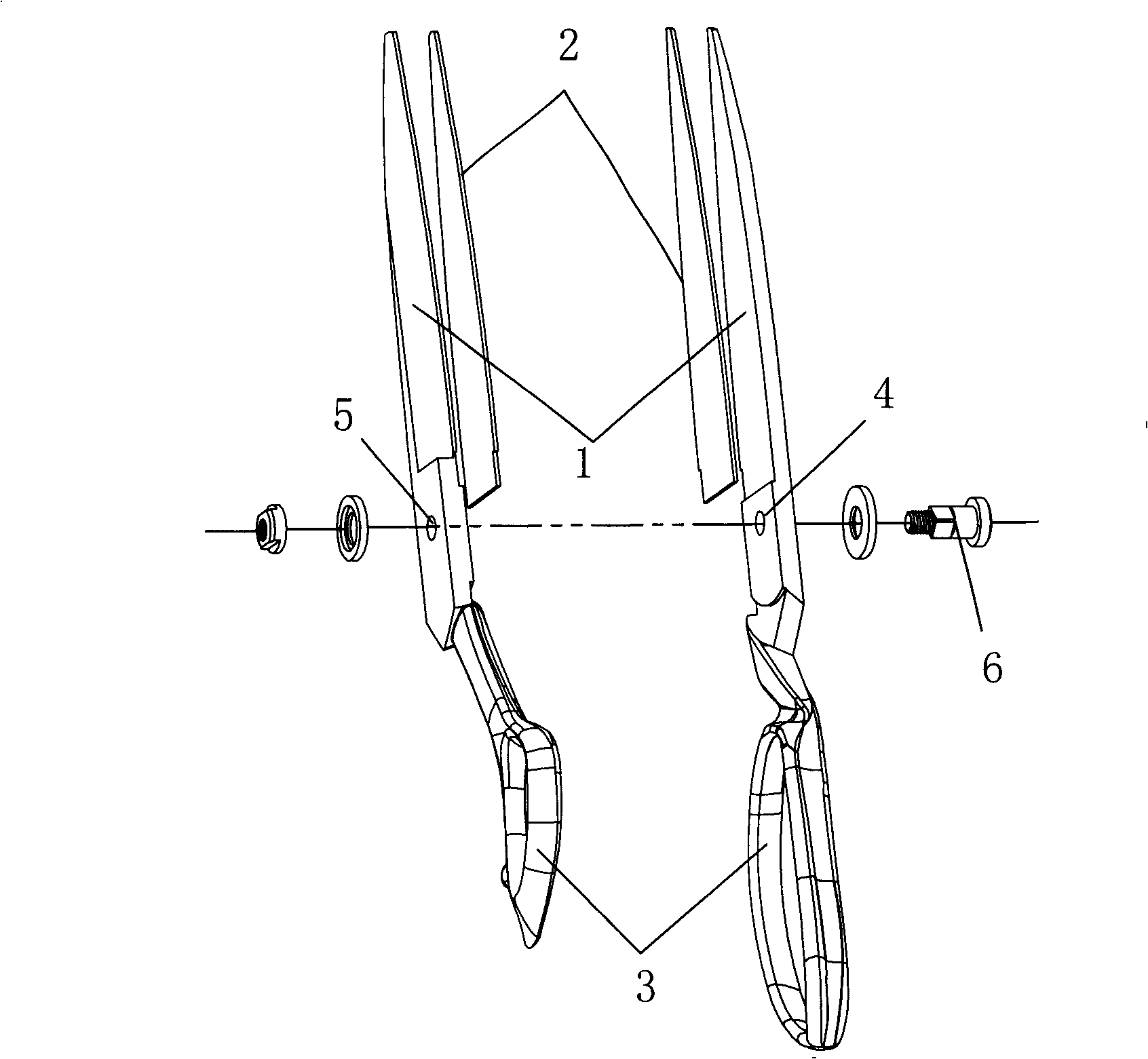 Sewing scissors and manufacturing method thereof