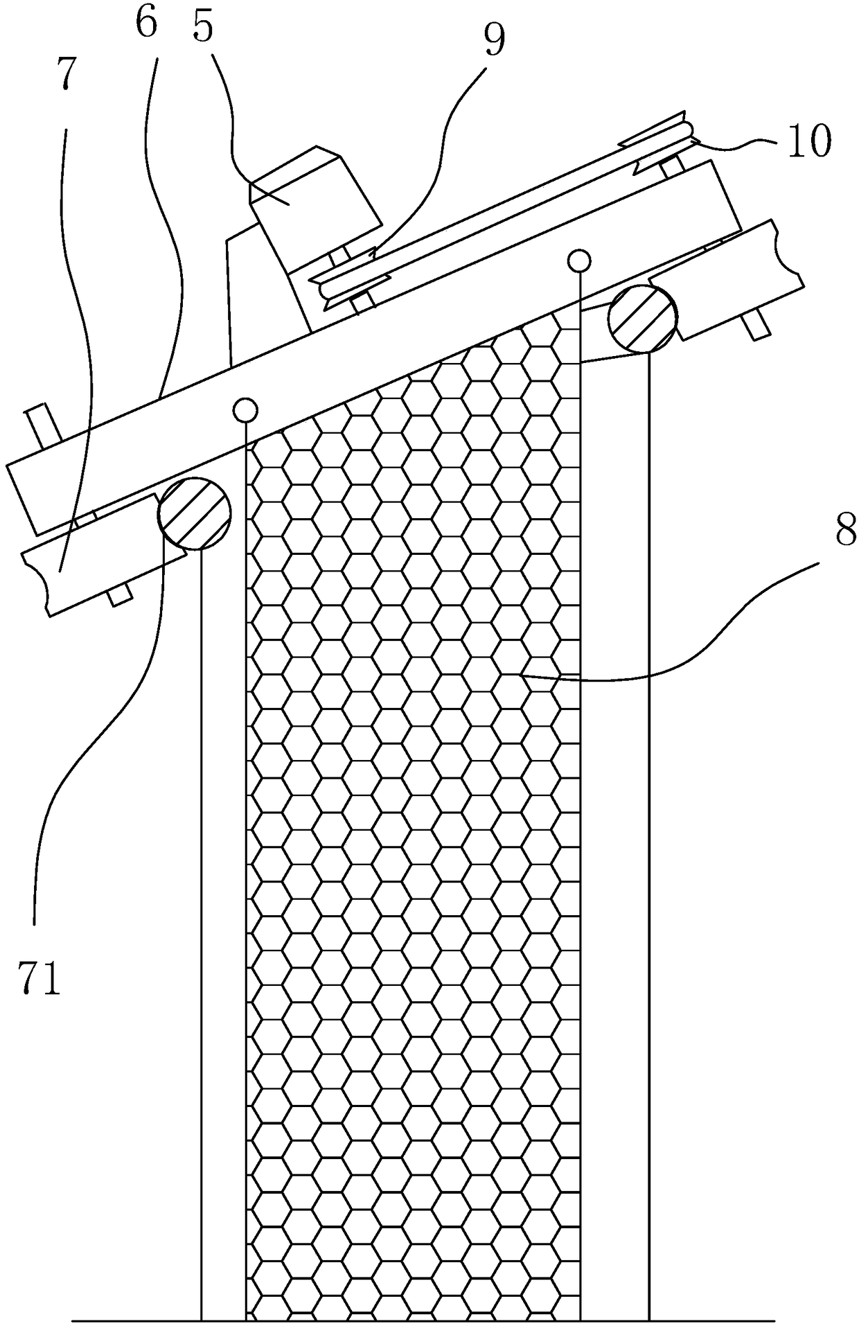 a fish sucking device