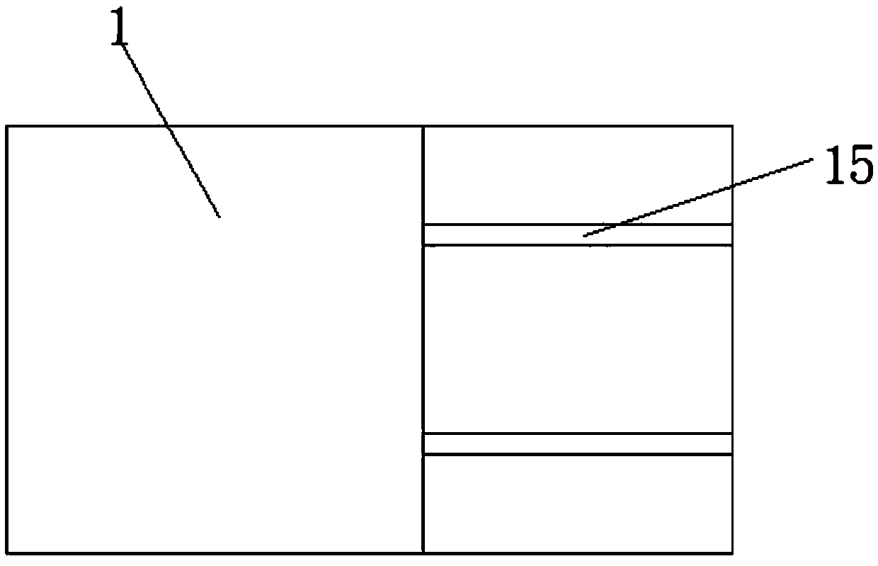 Feed grinding device making feed easy to feed and discharge