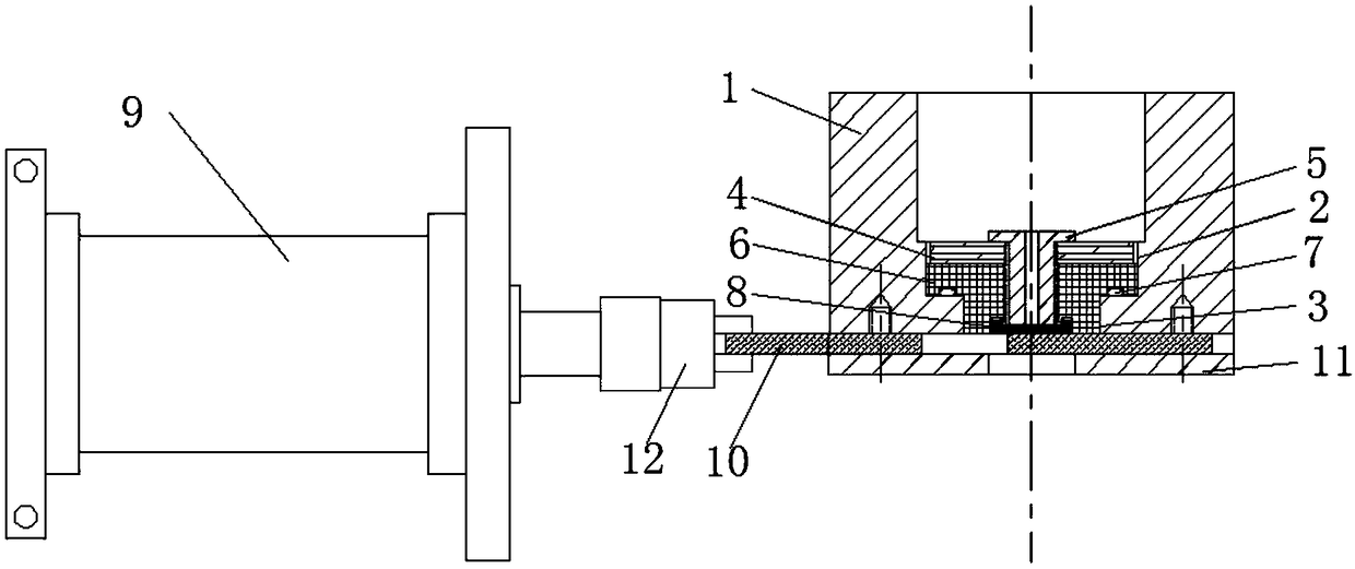 Instant opening device for molten liquid in high-temperature high-pressure container