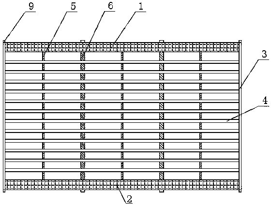 Corn threshing notch board capable of automatically adjusting grid spacing