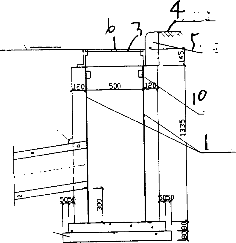 Rainwater drainage passage for road and its construction process