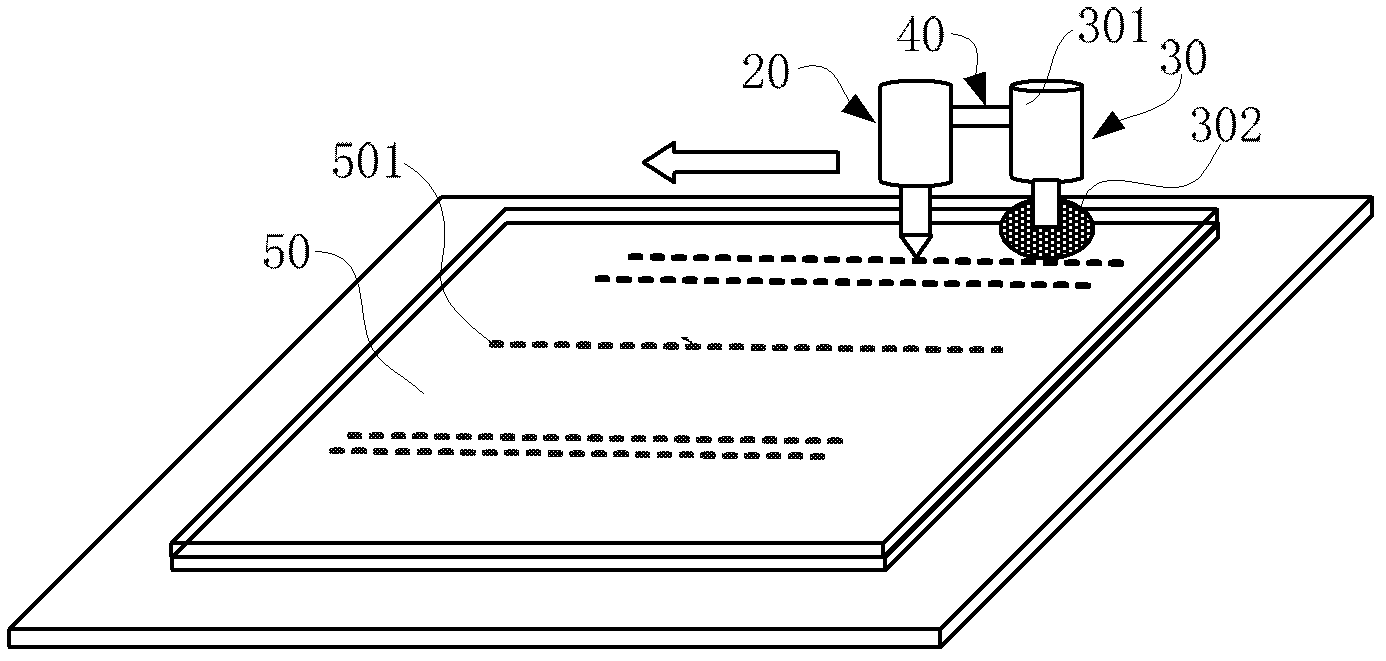 Cutting device and method of glass substrate