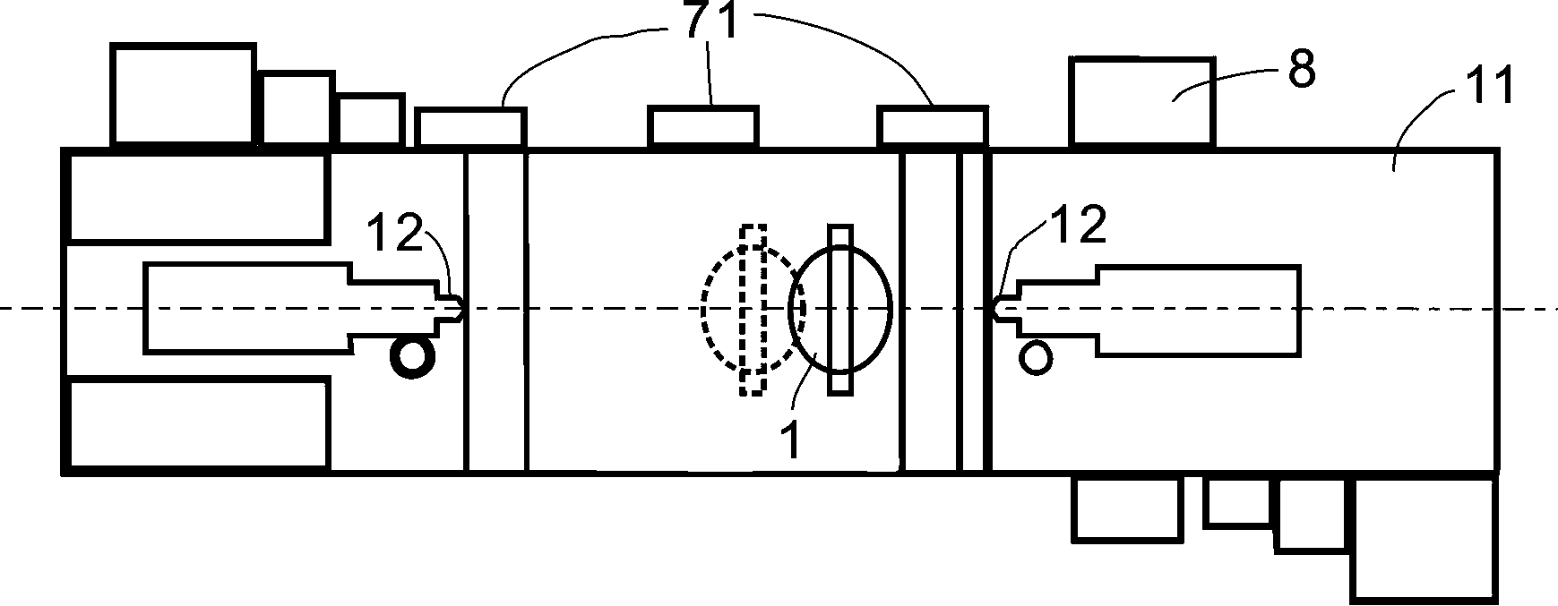 Injection molding device