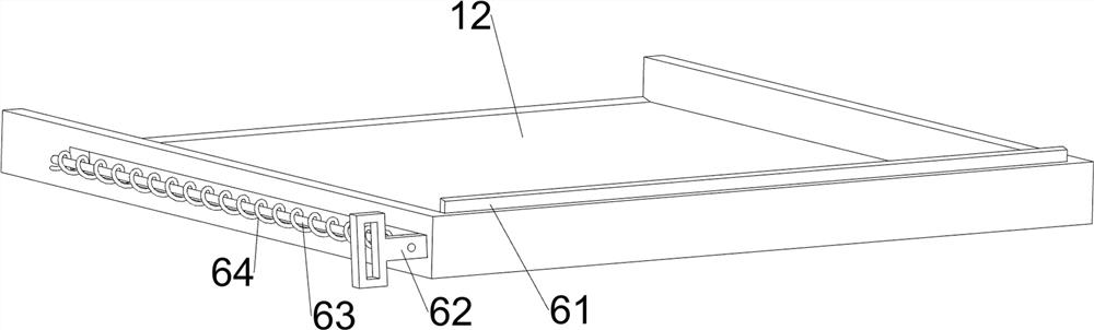 Automatic crushing device for blocky rare earth