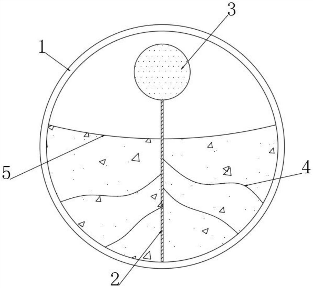 A method for removing traces on the surface of an automobile crankshaft